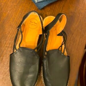 Worn twice Toni Pons leather comfy sandals
